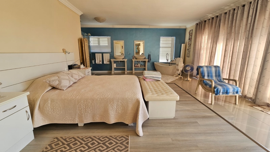 3 Bedroom Property for Sale in Port Owen Western Cape